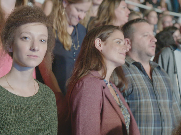 מעבר להרים ולגבעות